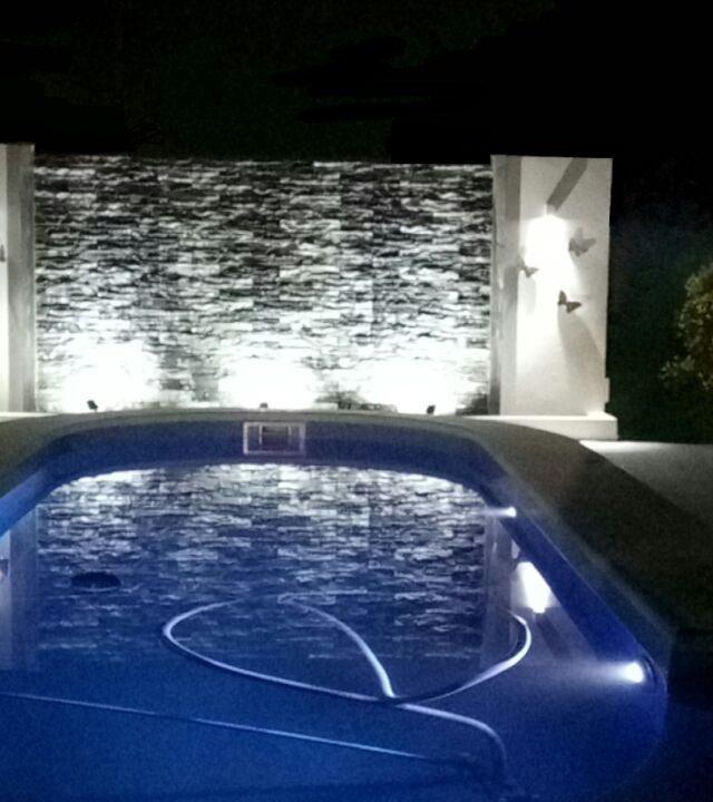 edit-Yle0yxyJ00U1PEZy